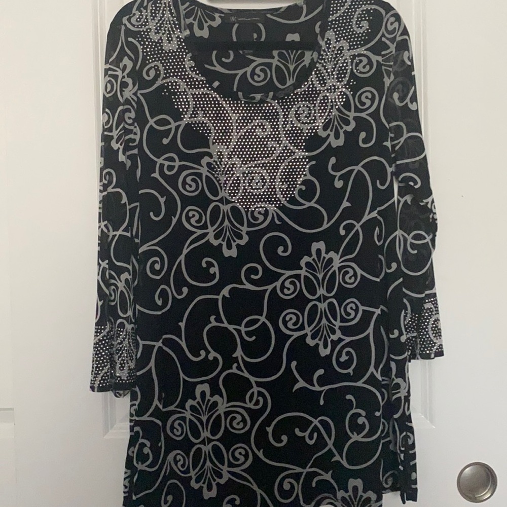INC Black Top